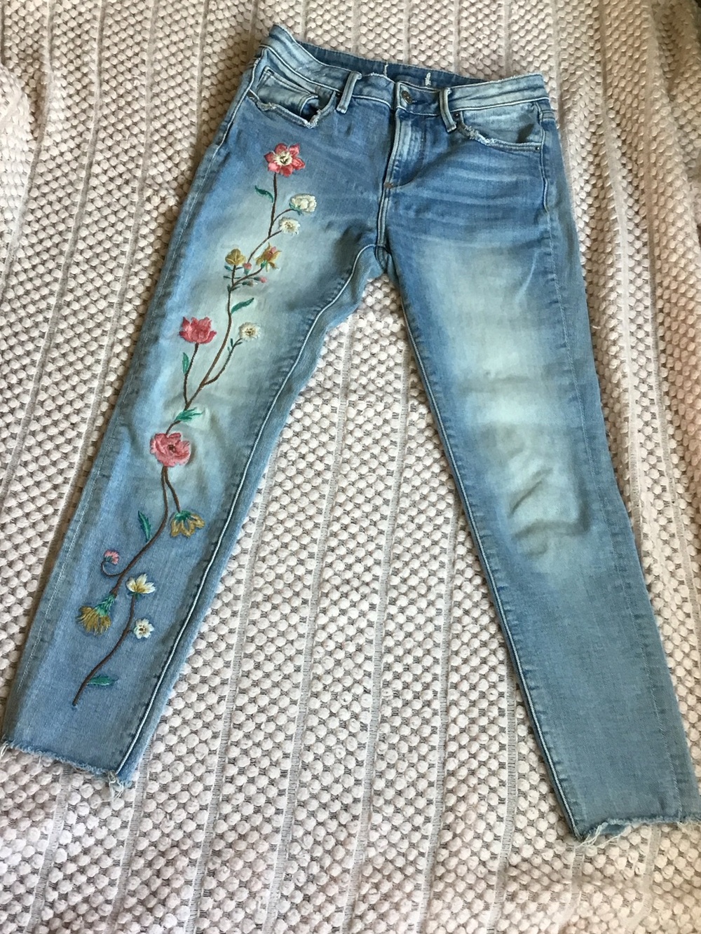 Light Blue Driftwood Embroidered Floral Women’s Jeans